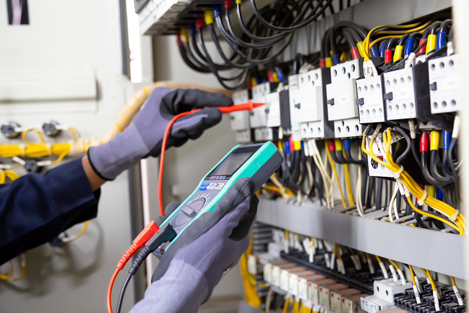E-Prüfung bei Innotech Solar GmbH in Euerbach