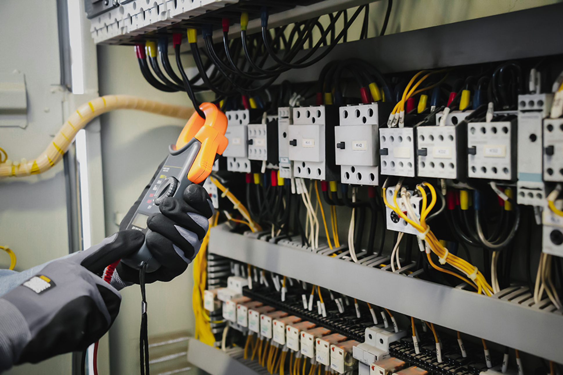DGUV Vorschrift 3-Check bei Innotech Solar GmbH in Euerbach